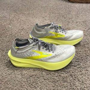 Brooks Hyperion Elite 2